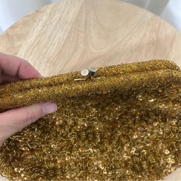Vintage gold beaded clutch - Picture 3 of 11